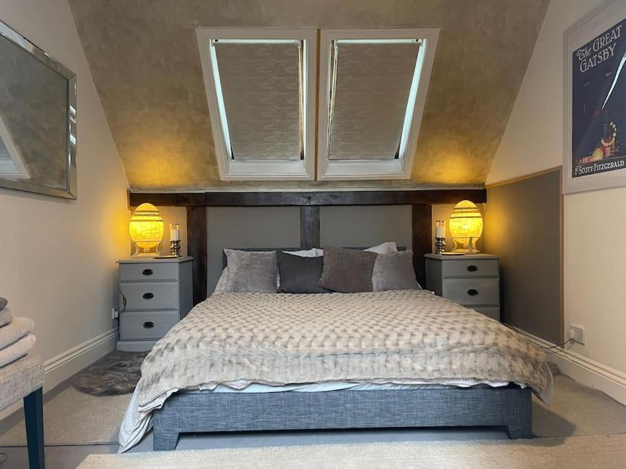 Stylish 2-Bed Cottage With Secure Parking Winforton Exterior foto